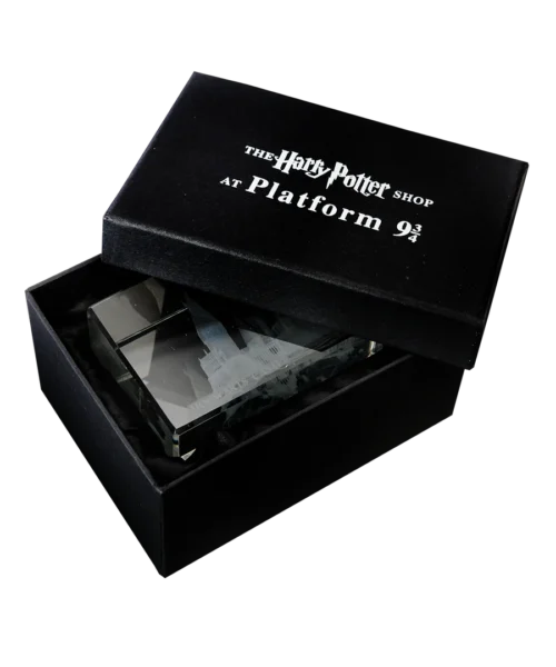 Warner Bros Hogwarts School Of Witchcraft And Wizardry Glass Paperweight