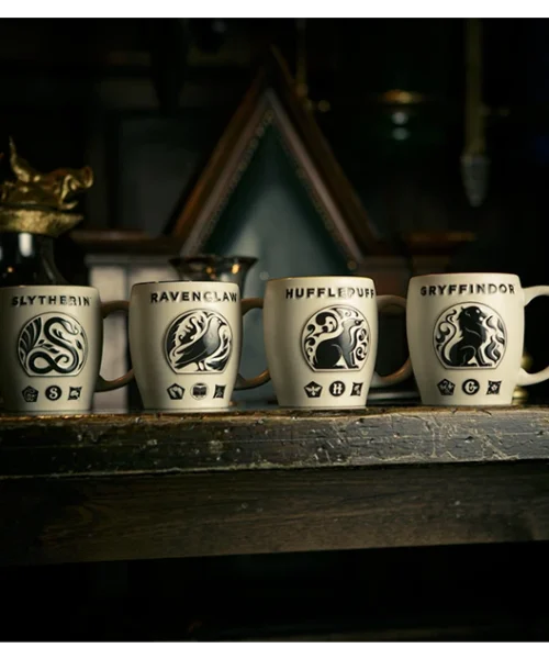 Warner Bros Best Sellers Gryffindor Logo Mug