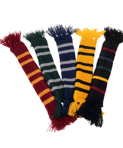 Wizard World Shop 33 Warner Bros Hufflepuff Scarf Bookmark